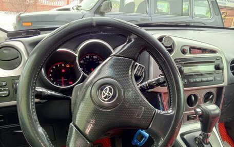 Toyota Matrix, 2004 год, 470 000 рублей, 8 фотография