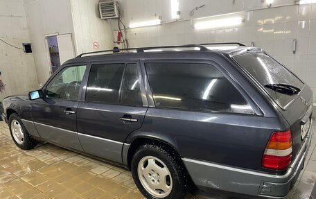 Mercedes-Benz E-Класс, 1993 год, 350 000 рублей, 4 фотография