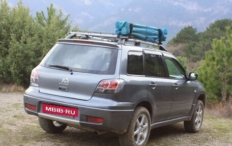Mitsubishi Outlander III рестайлинг 3, 2003 год, 700 000 рублей, 13 фотография