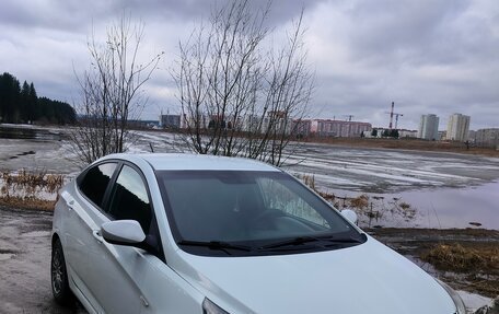 Hyundai Solaris II рестайлинг, 2012 год, 710 000 рублей, 2 фотография
