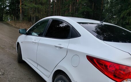 Hyundai Solaris II рестайлинг, 2012 год, 710 000 рублей, 11 фотография