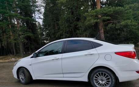 Hyundai Solaris II рестайлинг, 2012 год, 710 000 рублей, 12 фотография