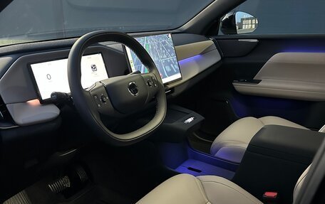 Volvo XC70, 2025 год, 9 800 000 рублей, 7 фотография