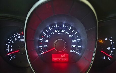 KIA Rio III рестайлинг, 2015 год, 687 000 рублей, 20 фотография