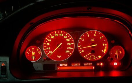 BMW 5 серия, 2002 год, 830 000 рублей, 25 фотография