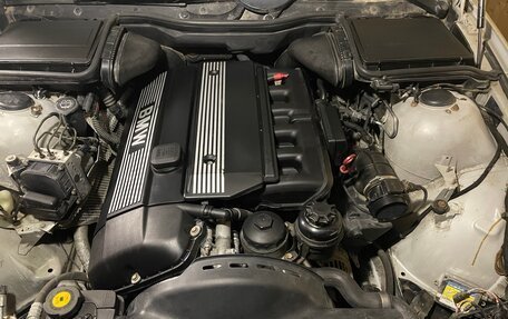 BMW 5 серия, 2002 год, 830 000 рублей, 26 фотография