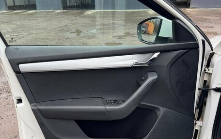 Skoda Octavia, 2015 год, 1 350 000 рублей, 13 фотография