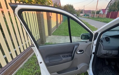 Renault Scenic III, 2008 год, 300 000 рублей, 12 фотография