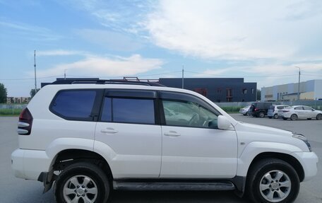 Toyota Land Cruiser Prado 120 рестайлинг, 2007 год, 2 200 000 рублей, 7 фотография