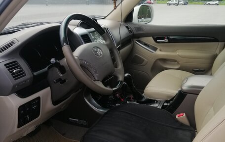 Toyota Land Cruiser Prado 120 рестайлинг, 2007 год, 2 200 000 рублей, 3 фотография