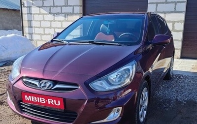 Hyundai Solaris II рестайлинг, 2011 год, 655 000 рублей, 1 фотография