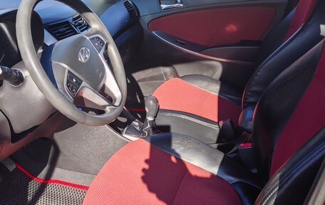 Hyundai Solaris II рестайлинг, 2011 год, 655 000 рублей, 8 фотография