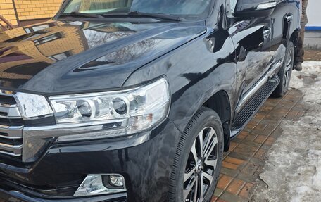 Toyota Land Cruiser 200, 2015 год, 4 500 000 рублей, 3 фотография