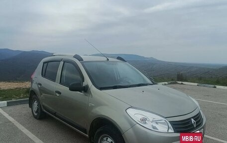 Renault Sandero I, 2012 год, 470 000 рублей, 2 фотография