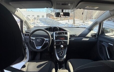 Toyota Verso I, 2014 год, 1 500 000 рублей, 8 фотография