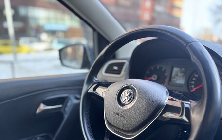 Volkswagen Polo VI (EU Market), 2015 год, 940 000 рублей, 11 фотография