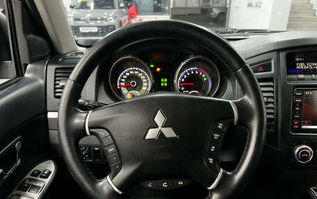 Mitsubishi Pajero IV, 2011 год, 1 690 000 рублей, 17 фотография