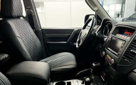 Mitsubishi Pajero IV, 2011 год, 1 690 000 рублей, 13 фотография