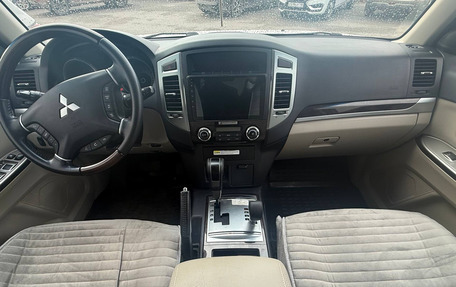 Mitsubishi Pajero IV, 2019 год, 3 695 000 рублей, 3 фотография