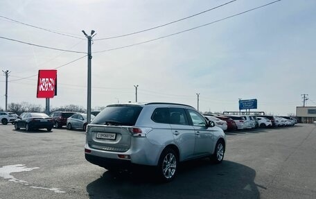Mitsubishi Outlander III рестайлинг 3, 2013 год, 1 299 999 рублей, 6 фотография