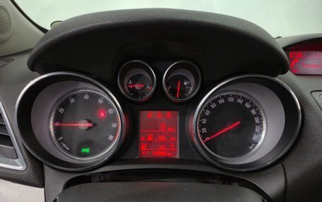 Opel Mokka I, 2013 год, 1 140 000 рублей, 16 фотография