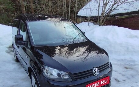 Volkswagen Caddy III рестайлинг, 2011 год, 1 000 000 рублей, 1 фотография