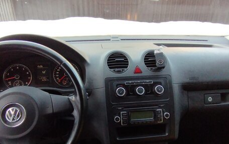 Volkswagen Caddy III рестайлинг, 2011 год, 1 000 000 рублей, 7 фотография