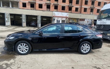 Toyota Camry, 2017 год, 2 800 000 рублей, 2 фотография