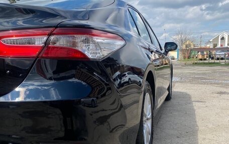 Toyota Camry, 2017 год, 2 800 000 рублей, 8 фотография