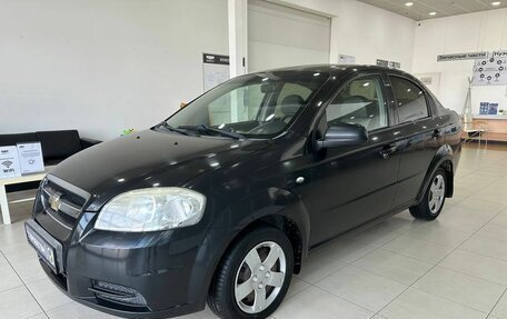 Chevrolet Aveo III, 2010 год, 549 900 рублей, 2 фотография