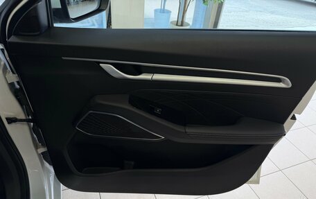 Geely Emgrand, 2024 год, 1 670 000 рублей, 16 фотография