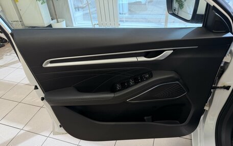 Geely Emgrand, 2024 год, 1 670 000 рублей, 14 фотография