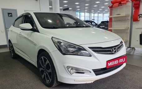Hyundai Solaris II рестайлинг, 2016 год, 1 049 000 рублей, 3 фотография