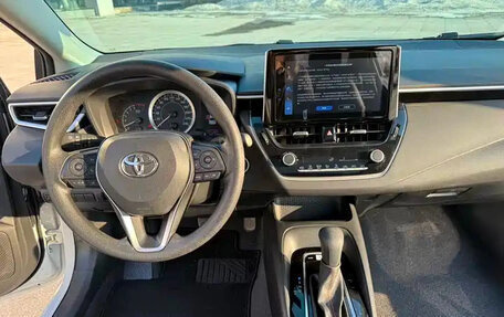 Toyota Corolla, 2023 год, 1 290 000 рублей, 6 фотография