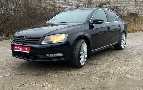 Volkswagen Passat B7, 2011 год, 1 050 000 рублей, 1 фотография