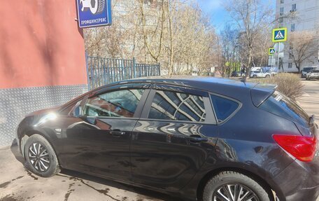 Opel Astra J, 2013 год, 850 000 рублей, 2 фотография