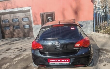 Opel Astra J, 2013 год, 850 000 рублей, 3 фотография