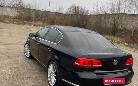Volkswagen Passat B7, 2011 год, 1 050 000 рублей, 2 фотография