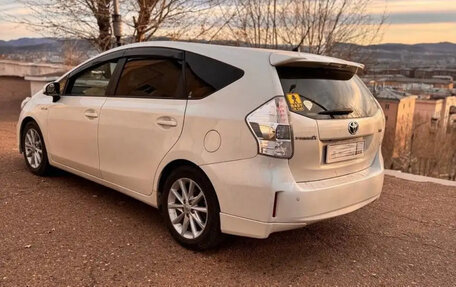 Toyota Prius Alpha I (ZVW40/41), 2013 год, 1 225 000 рублей, 6 фотография