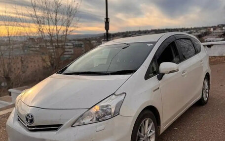 Toyota Prius Alpha I (ZVW40/41), 2013 год, 1 225 000 рублей, 8 фотография