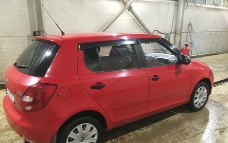 Skoda Fabia II, 2010 год, 580 000 рублей, 3 фотография