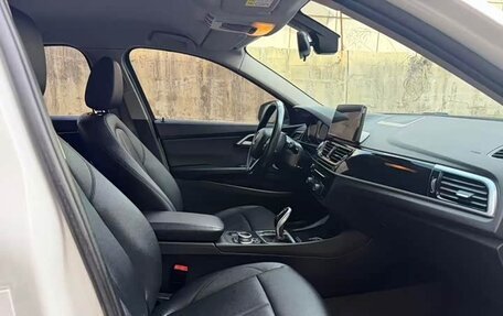 BMW 1 серия, 2022 год, 1 590 000 рублей, 7 фотография