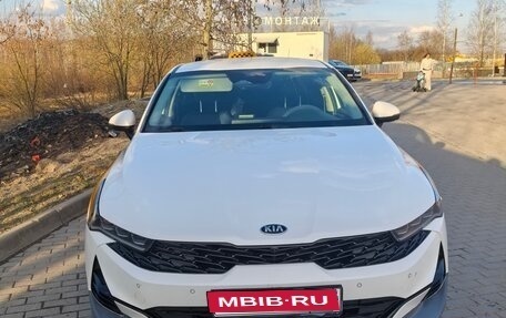 KIA K5, 2021 год, 2 100 000 рублей, 1 фотография