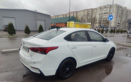 Hyundai Solaris II рестайлинг, 2018 год, 1 300 000 рублей, 7 фотография