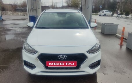 Hyundai Solaris II рестайлинг, 2018 год, 1 300 000 рублей, 10 фотография