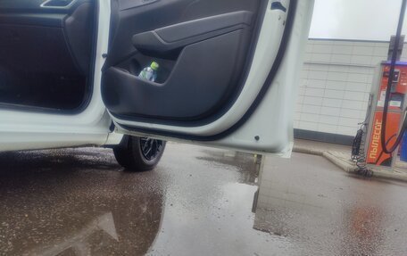 Hyundai Solaris II рестайлинг, 2018 год, 1 300 000 рублей, 12 фотография