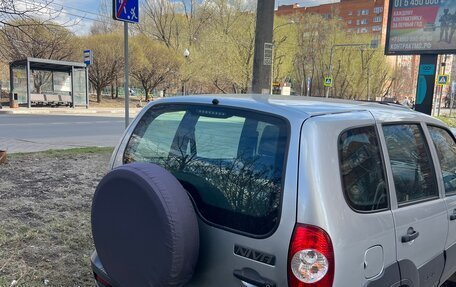 Chevrolet Niva I рестайлинг, 2016 год, 740 000 рублей, 3 фотография