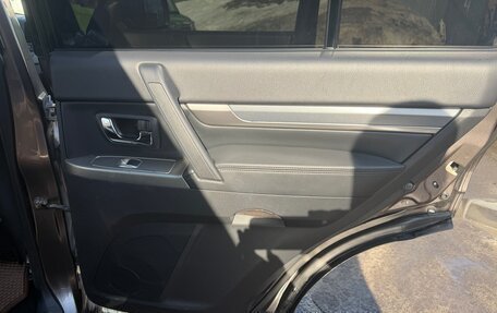 Mitsubishi Pajero IV, 2015 год, 2 800 000 рублей, 15 фотография