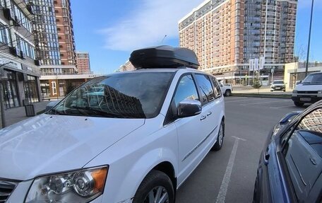 Chrysler Voyager IV, 2015 год, 2 200 000 рублей, 11 фотография