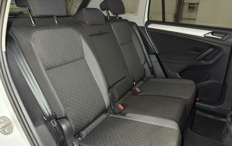 Volkswagen Tiguan II, 2020 год, 2 699 000 рублей, 16 фотография